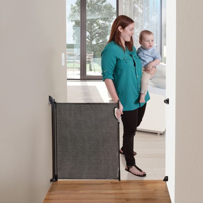 Dreambaby Retractable Gate Review